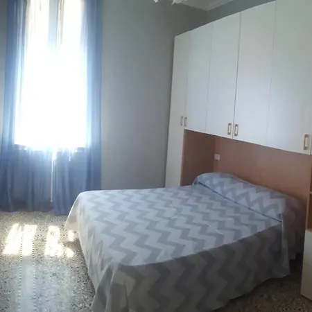 Prestige House A Pochi Passi Dal Mare Appartamento